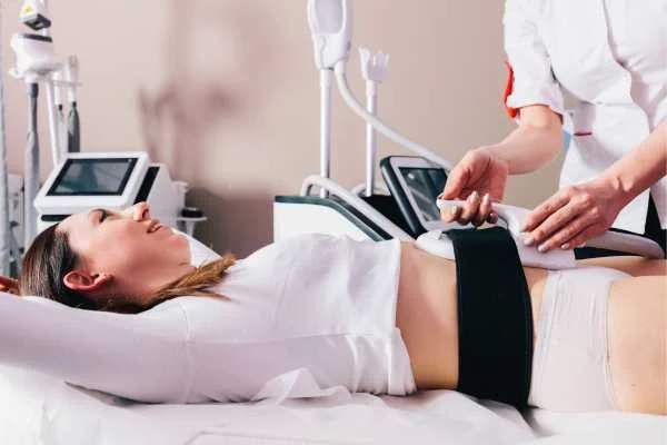 woman having body sculpting to help improve her body image and her mental health Basildon